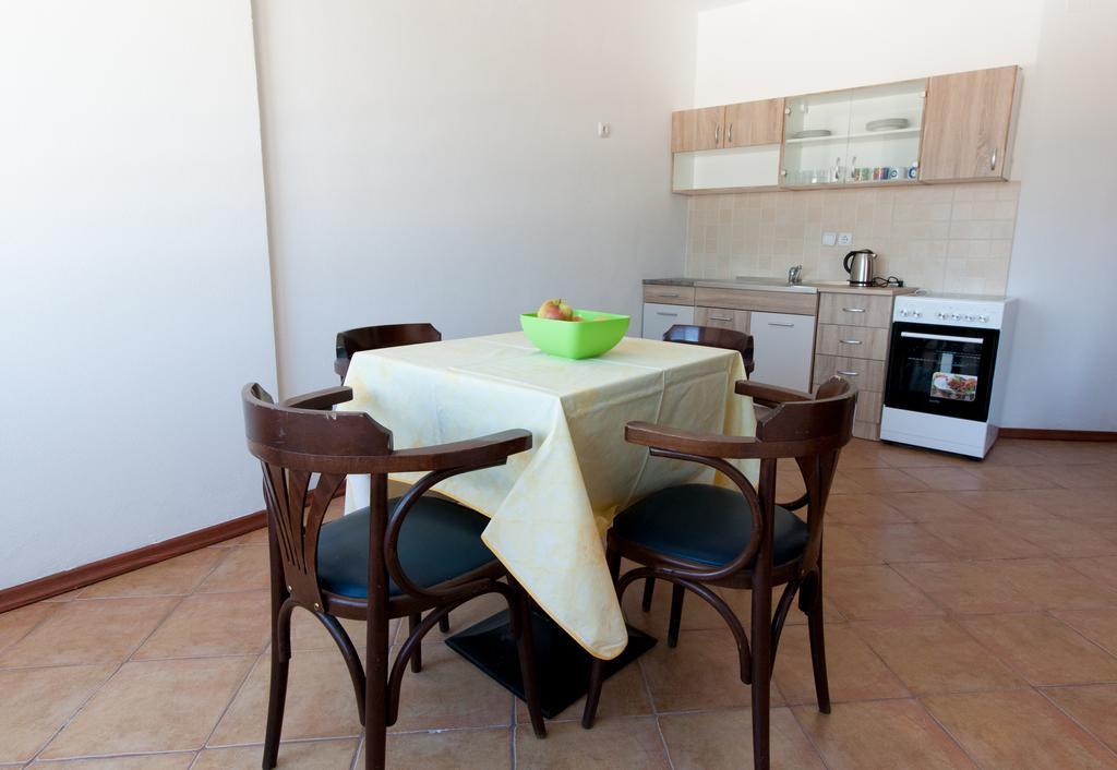Art I Apartments Ulcinj Exterior foto