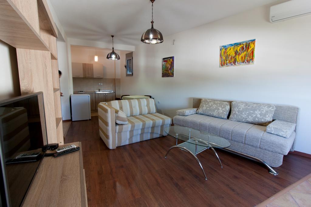 Art I Apartments Ulcinj Exterior foto